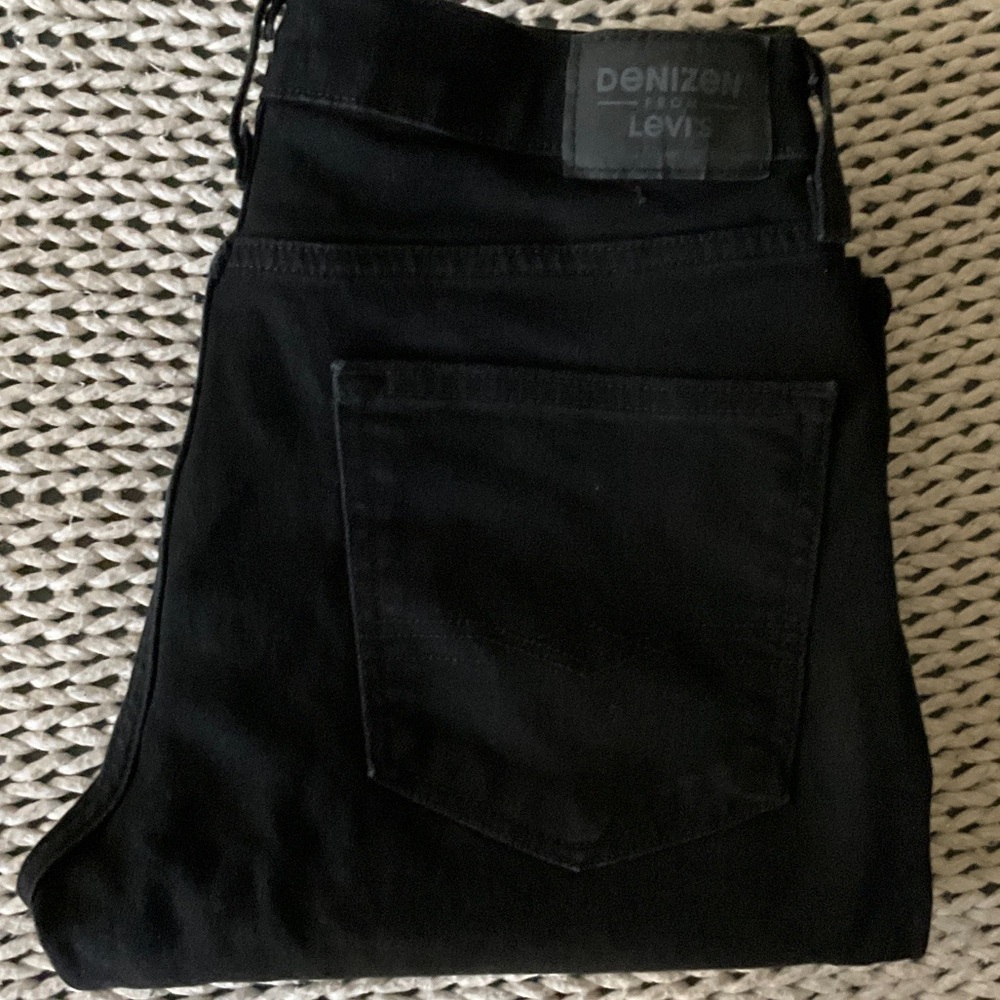 Levi's Denizen Men's Black Jeans - Classic Straight Fit